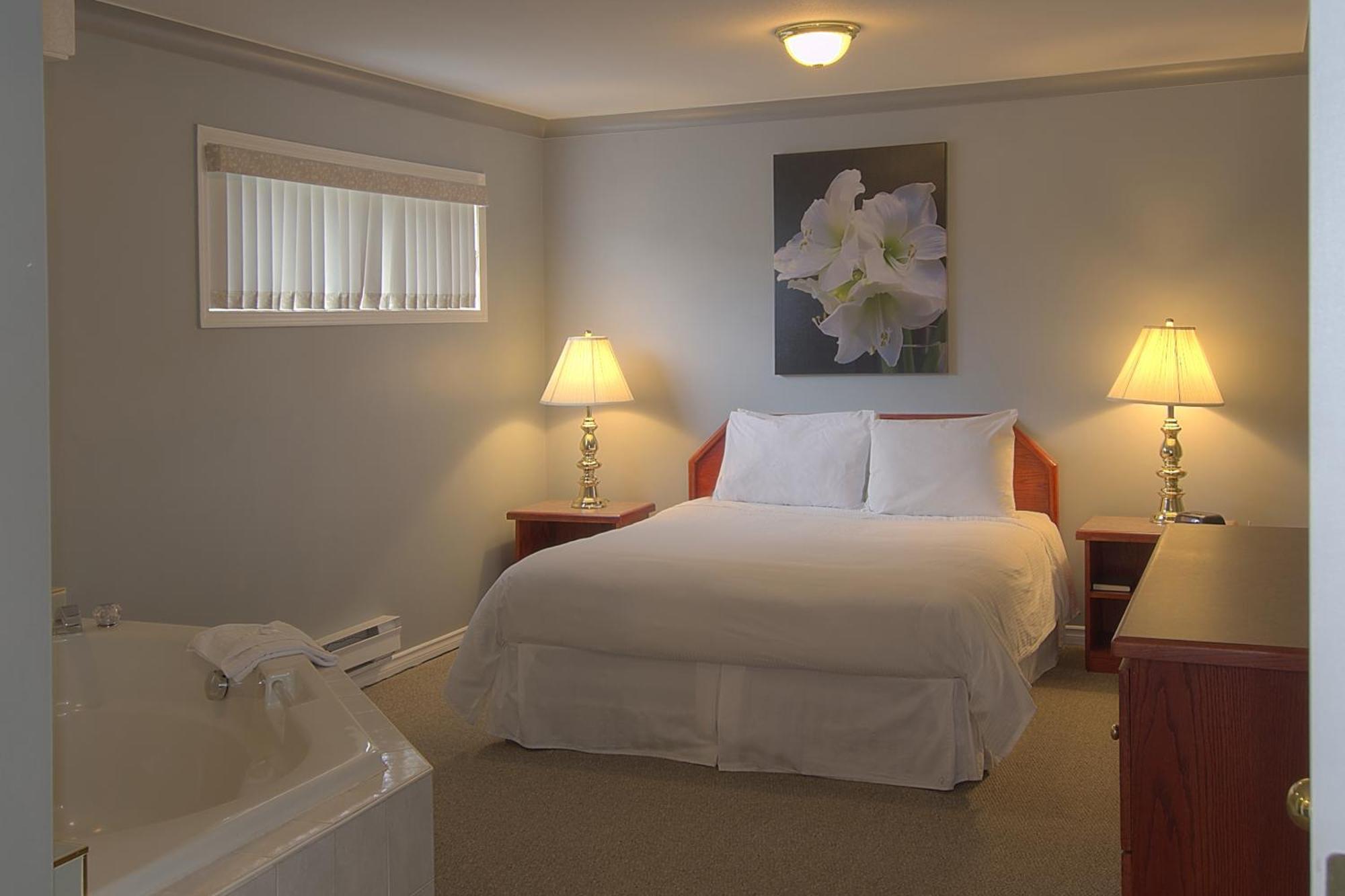 Tiki Shores Inn & Suites Penticton Oda fotoğraf