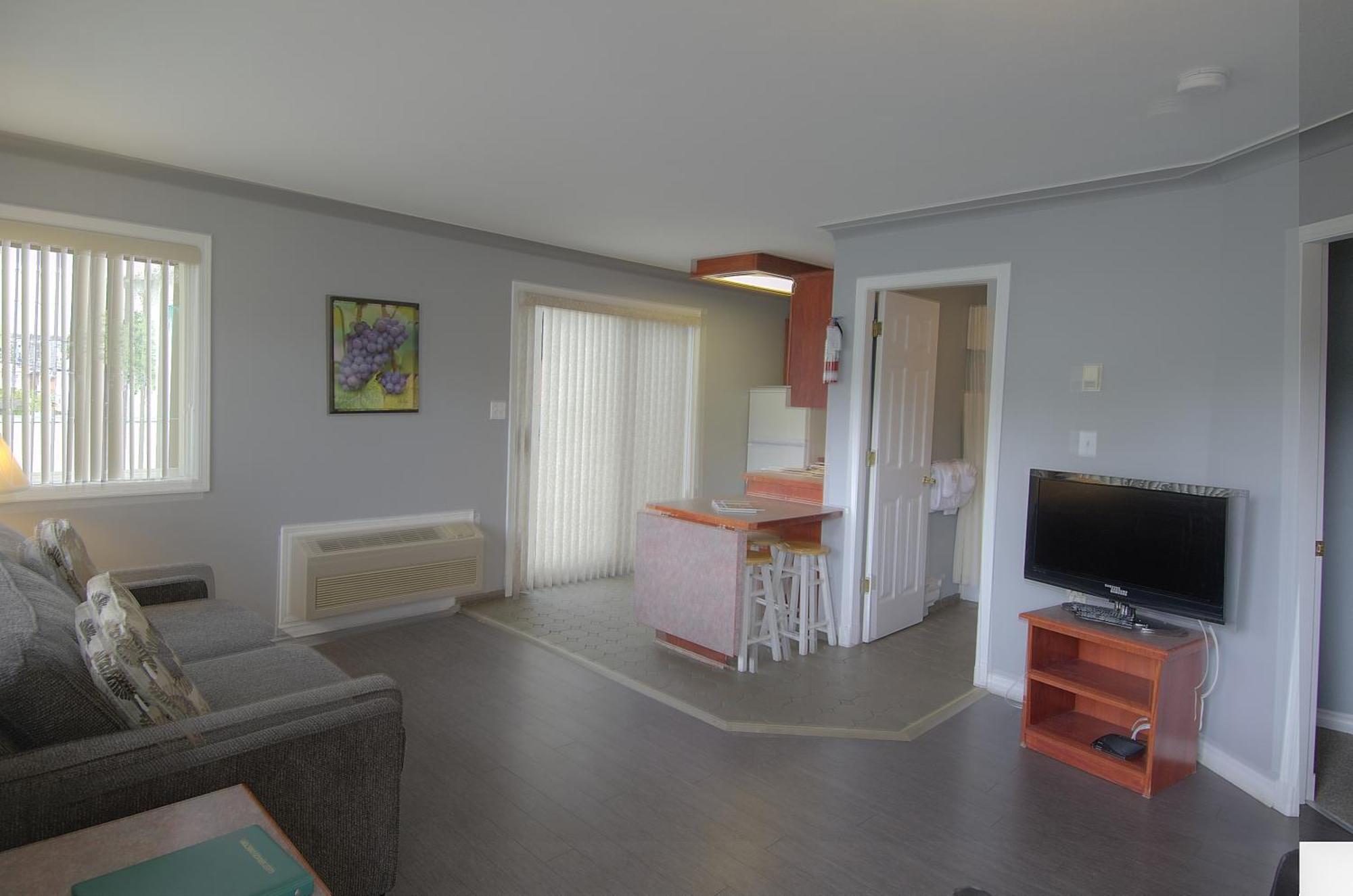 Tiki Shores Inn & Suites Penticton Oda fotoğraf