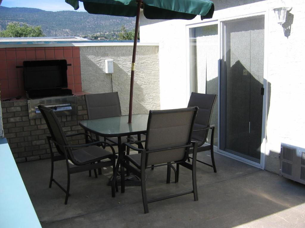 Tiki Shores Inn & Suites Penticton Oda fotoğraf