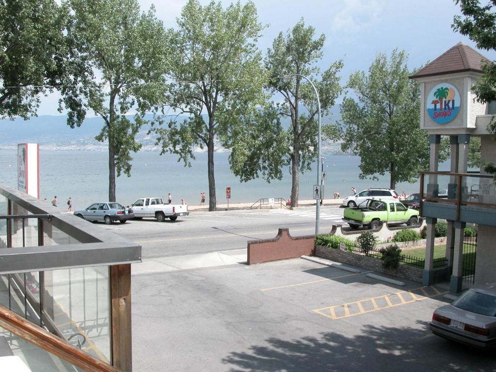 Tiki Shores Inn & Suites Penticton Dış mekan fotoğraf